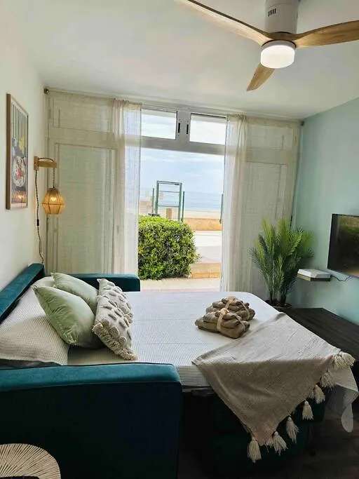 Apartamento Boutique En La Playa La Pineda 0*,